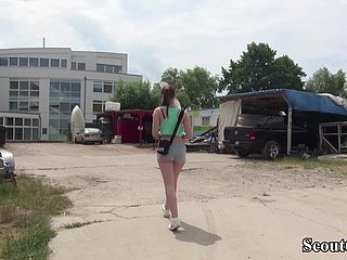 German Scout - Pia (18) Inveigle Anal Foda na Rua Fundição