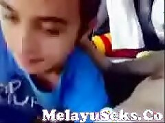 Видео Lucah Главная Dalam Kereta Melayu Пол (новый)