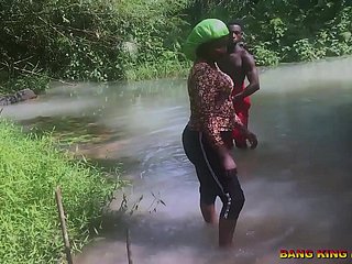 SEXE EN STREAM AFRICAIN AVEC UN FAUX PROPHÈTE pendant qu'il baise materfamilias femme unpaid
