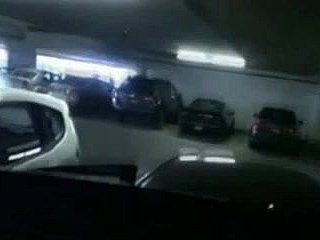 Karanje na parkingu serbe