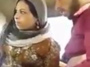 arab hijab floozy swell up and fucked in motor