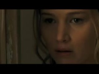 Jennifer Lawrence dan Michelle Pfeiffer dalam adegan bogel dan seks